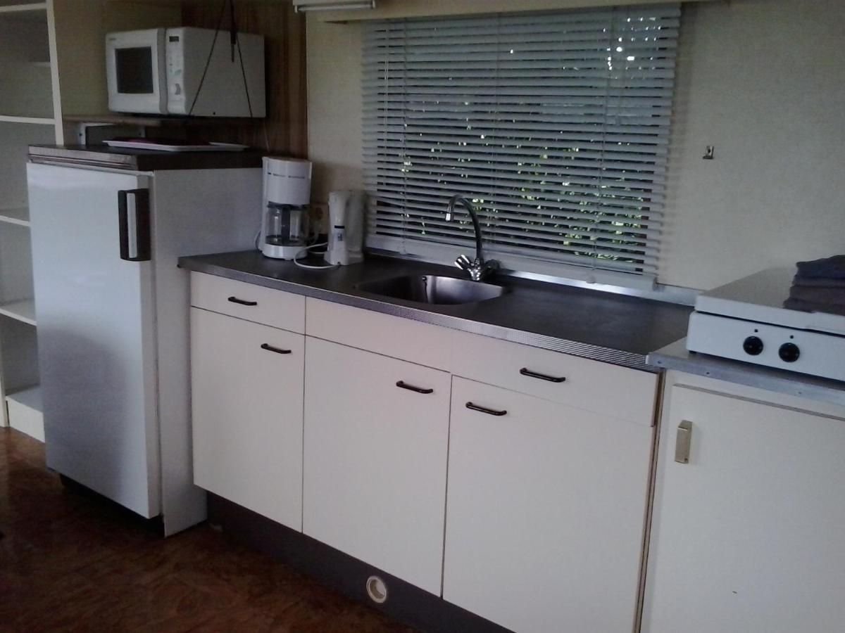Chalets Op Minicamping Dorpszicht Gapinge 외부 사진