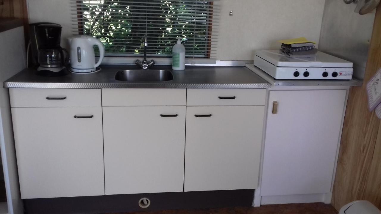 Chalets Op Minicamping Dorpszicht Gapinge 외부 사진