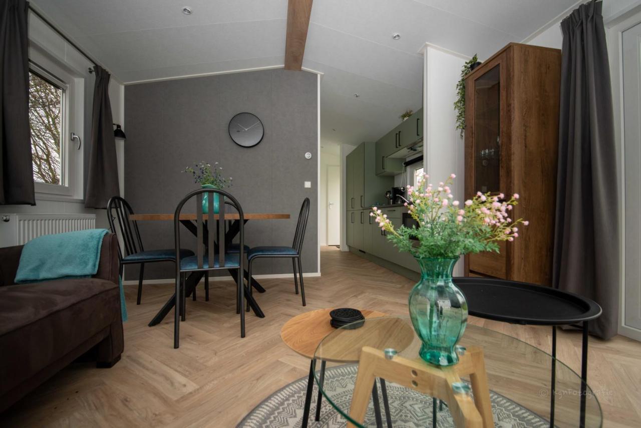 Chalets Op Minicamping Dorpszicht Gapinge 외부 사진