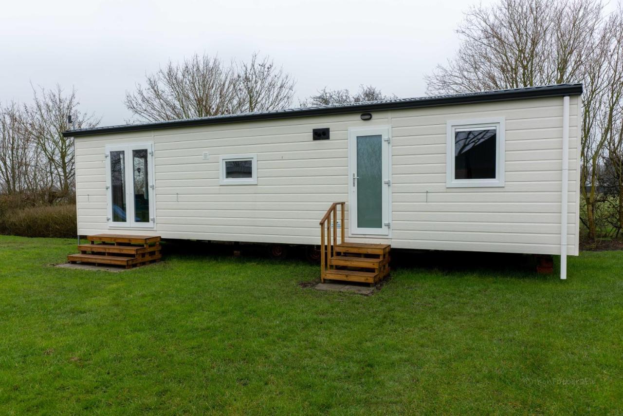 Chalets Op Minicamping Dorpszicht Gapinge 외부 사진